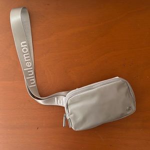 Everywhere belt bag by lululemon